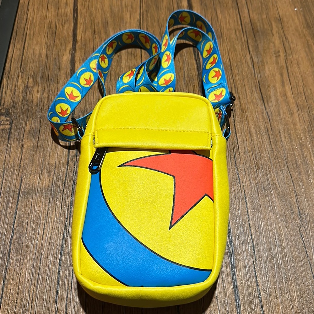 Pixar ball Crossbody bag